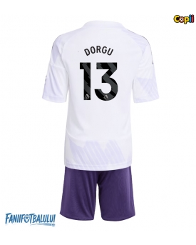 Manchester United Patrick Dorgu #13 Echipament de Fotbal Replică 2025-26 Copii Deplasare (+ Șorturi)